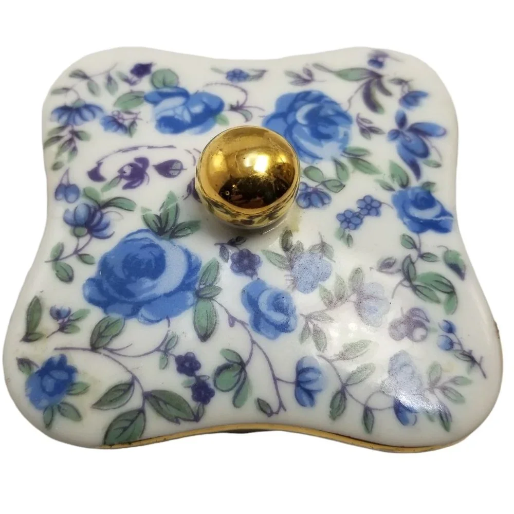 Blue Roses Porcelain Tea Box, Vintage Keepsake, Gold Trim Top Lid Trinket Jar - Picture 5 of 8